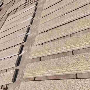 孝感 黄金麻花岗岩光面楼梯踏步