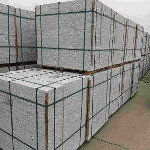 孝感 白麻花岗岩石材荔枝面地铺石（300*600*50）