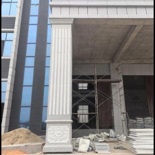 孝感 芝麻白光面花岗岩门楼大柱（罗马柱）配雕花底座