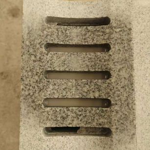 孝感 芝麻白拉丝面花岗岩U型开槽排水槽