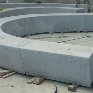 孝感 芝麻白花岗岩光面弧形坐凳