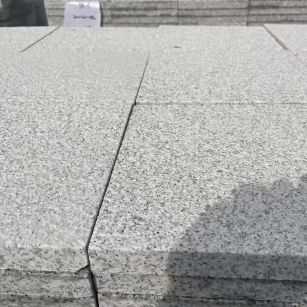 孝感 白麻花岗岩石材推荐 荔枝面地铺石