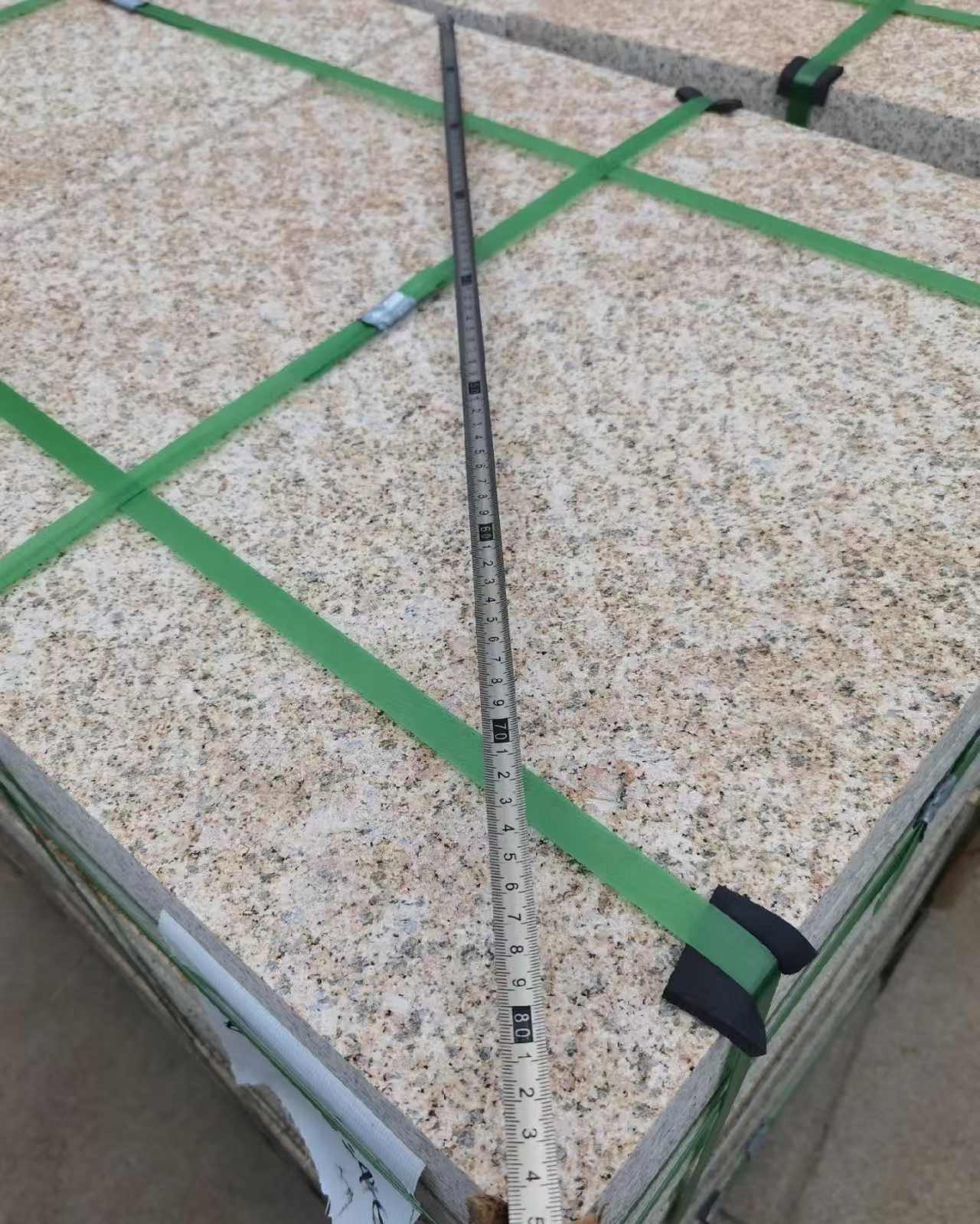 孝感 黄金麻火烧面地铺石