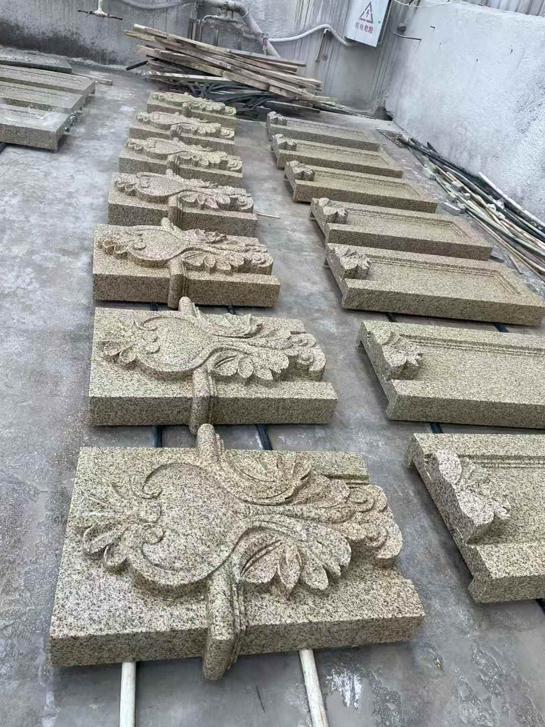 孝感 黄金麻花岗岩别墅外墙雕刻板