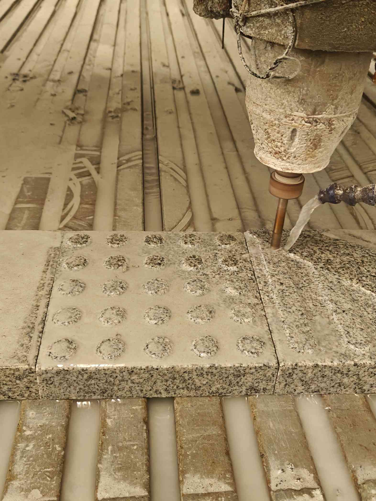 孝感 芝麻白花岗岩石材盲人石、盲道石、盲点石