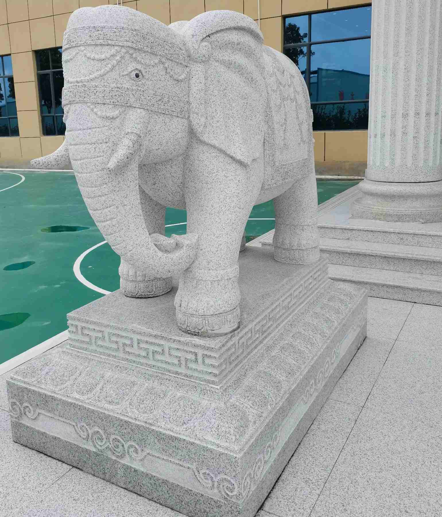 孝感 白麻花岗岩动物异形石雕-大象