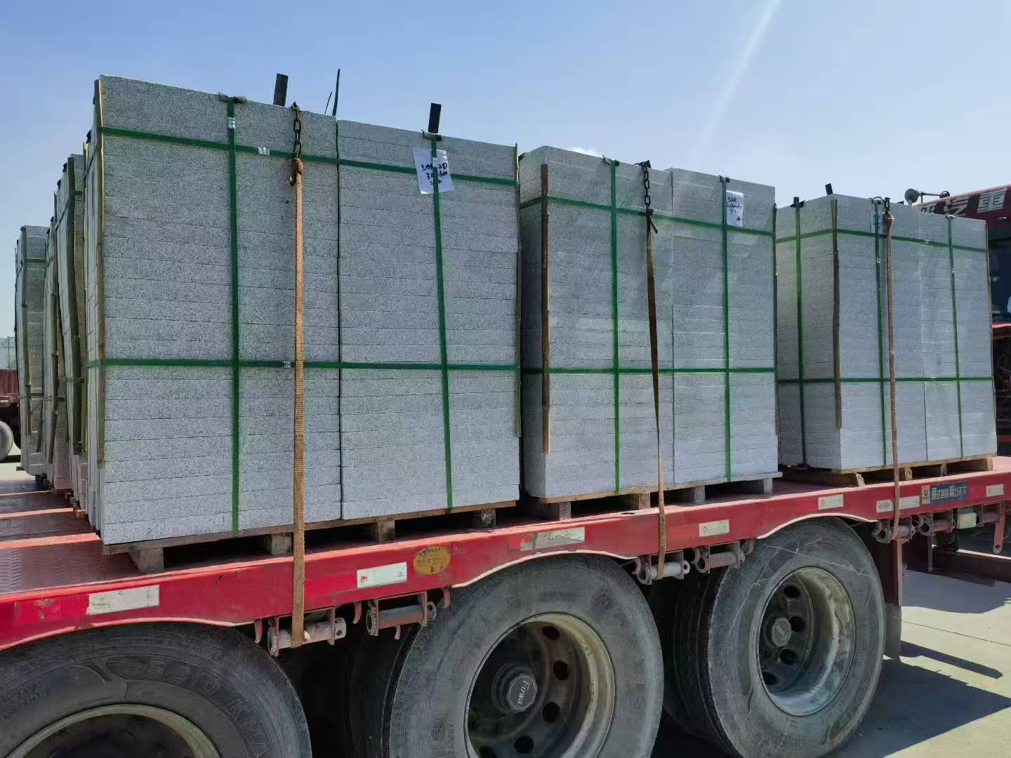 孝感芝麻白花岗岩出货日常地铺石