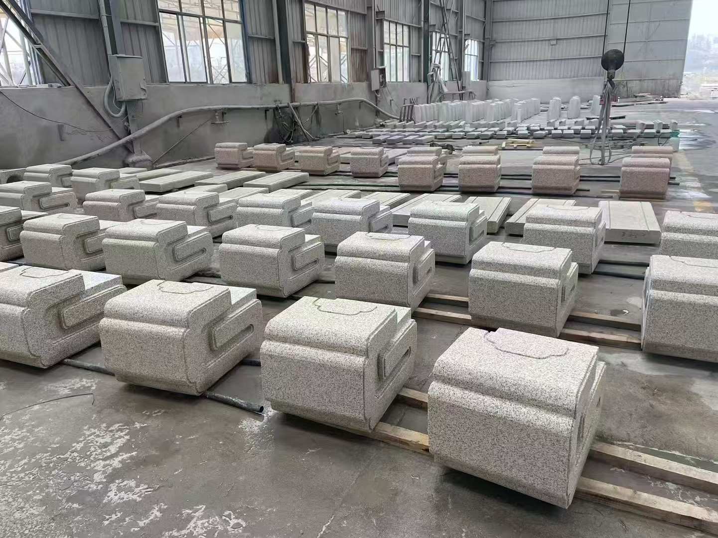 孝感 白麻花岗岩异形加工-石凳，坐凳