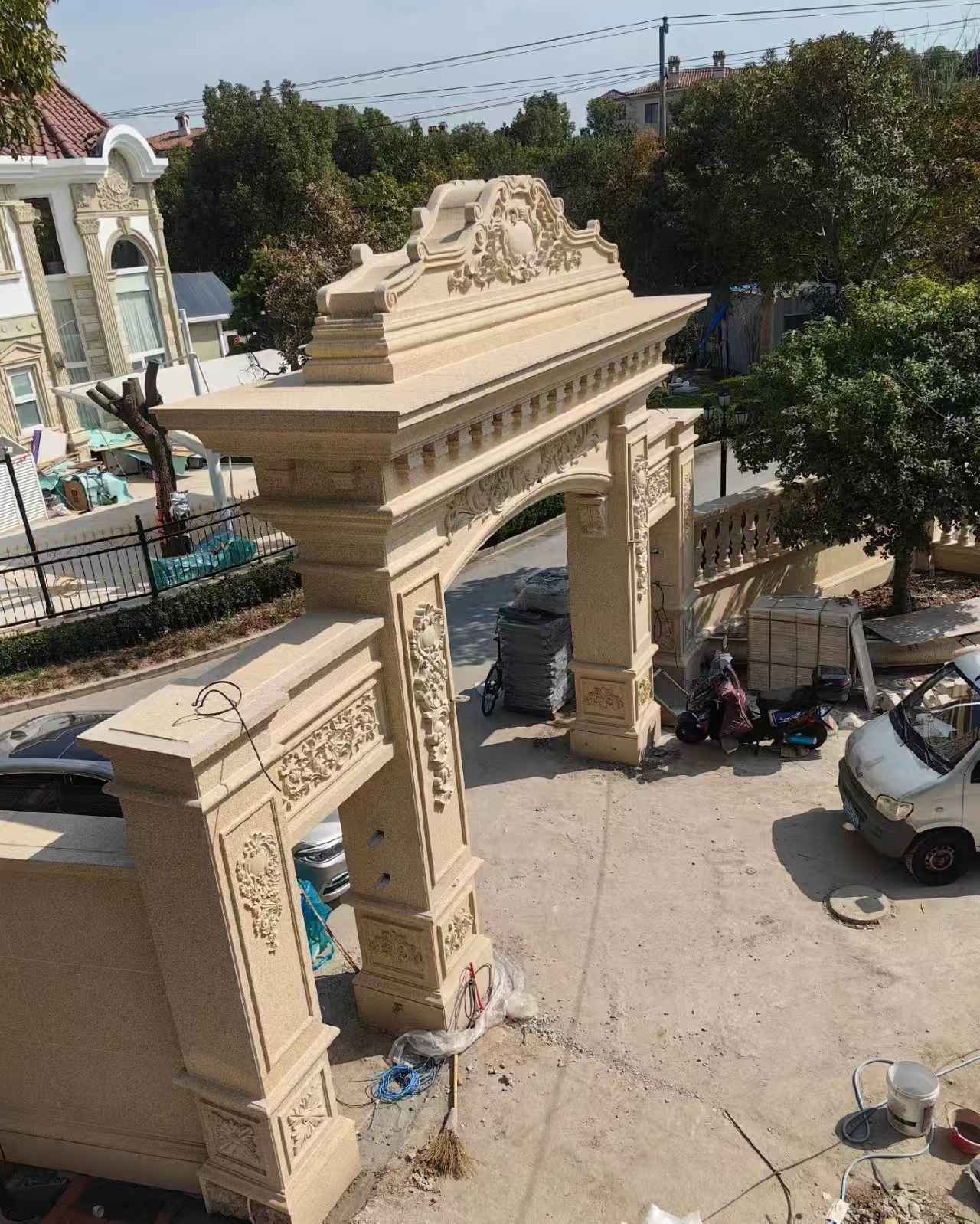 孝感 黄金麻荔枝面花岗岩别墅门楼